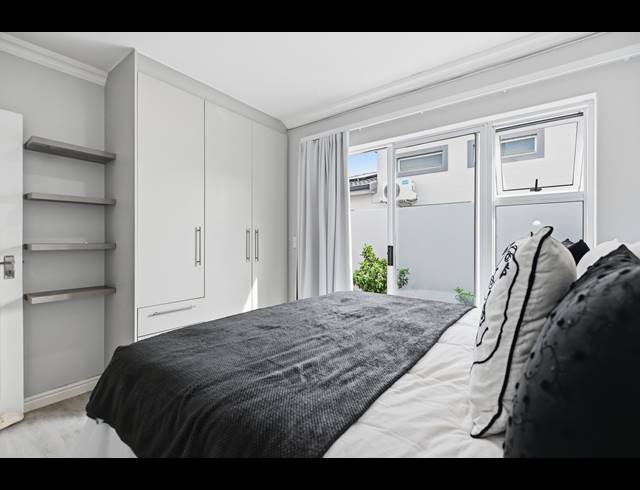 3 BEDROOM FREESTANDING FOR SALE IN SANDOWN